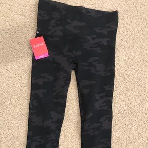 Never been worn Spanx leggings